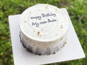 Vanilla Birthday Cake 1 Pound